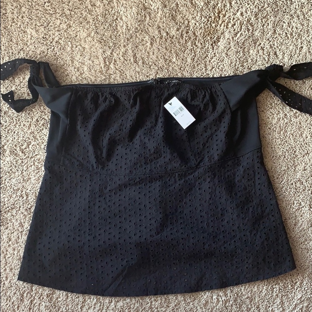 New w/Tags Off the shoulder blouse size 18/20